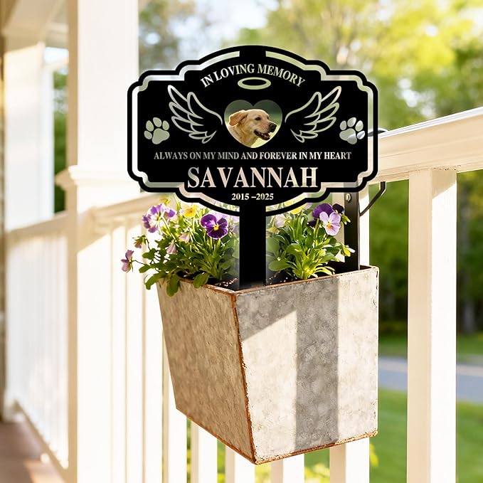 Custom Metal Dog Grave Marker Stake, Personalized Pet Headstones for Dogs, Outdoor Garden Pet Cemetery Metal Sign, Pet Memorial Gifts for Gogs, Dog Name Sign for Yard Cemetery