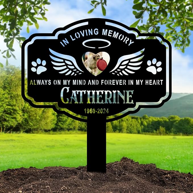 Custom Metal Pet Grave Markers Dog Memorial Plaque, Waterproof Dog Grave Markers Outdoor, Memorial Garden Decor for Loss of Beloved Pet, Personalized Sympathy Gift for Dogs