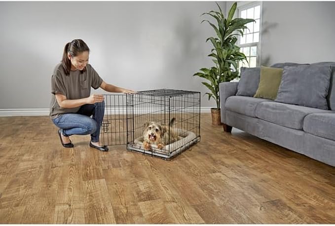 EveryYay by Petco 1-Door Dog Crate Medium 30" L X 19.1" W X 21.5" H Black: No Handles