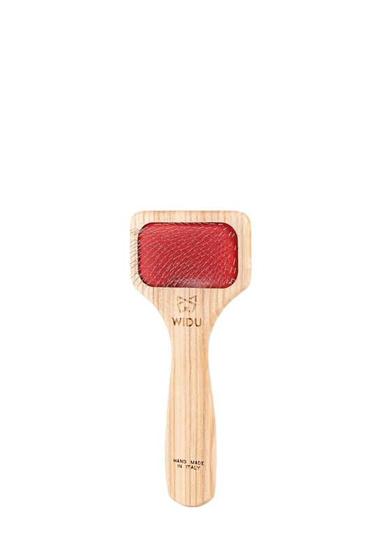 WIDU - Brush for Dogs and Cats, Ideal for Small Pets with Short Hair, Professional Carder in Ash Wood, Handmade in Italy - 16 x 7 cm, with 15 mm Long Teeth and 70° Inclination