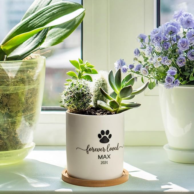callie Custom Dog Memorial Gifts Plant Pot, Personalized Sympathy Gifts for Dog Cat Loss, Pet Passing Away Planter Pot with Bamboo Tray