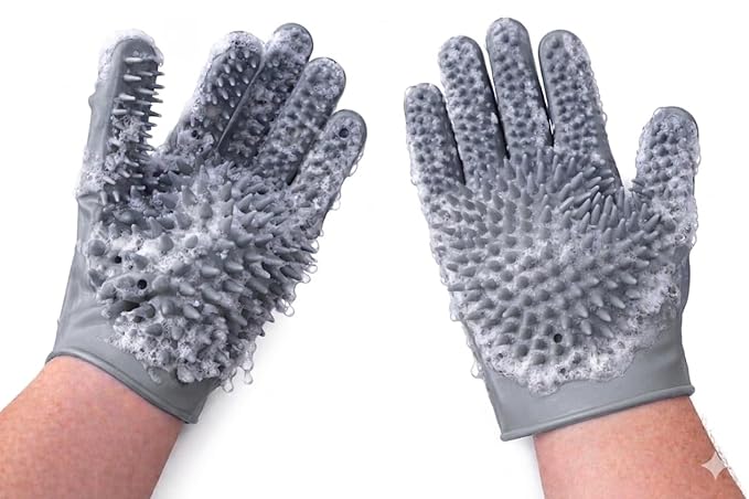 Dog Bathing & Grooming Gloves – Silicone Pet Grooming Brush for Dogs & Cats, Soft Massage Bristles for Removing Loose Hair & Dirt, Flexible Dog Shampoo Brush for Bathing & Shedding Control (Grey)