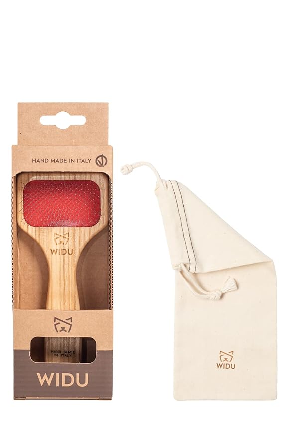 WIDU - Brush for Dogs and Cats, Ideal for Small Pets with Short Hair, Professional Carder in Ash Wood, Handmade in Italy - 16 x 7 cm, with 15 mm Long Teeth and 70° Inclination