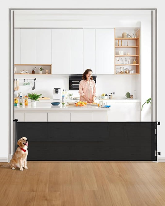 Retractable Baby Gate for Stairs – 33” Height, Expands up to 118” Width – Safety Gate for Infants, Toddlers, Dogs & Pets – Easy Install, Secure Closure, Black Mesh Design for Indoor & Outdoor Use