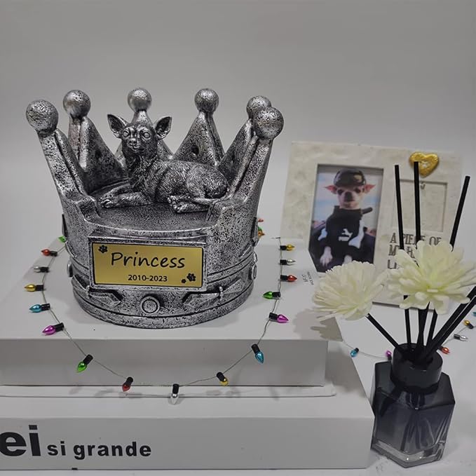 Crown-Shaped Chihuahua Memorial Pet Urns for Dogs Ashes Personalized with Name and Date, Chihuahua Statue Indoor Decorative