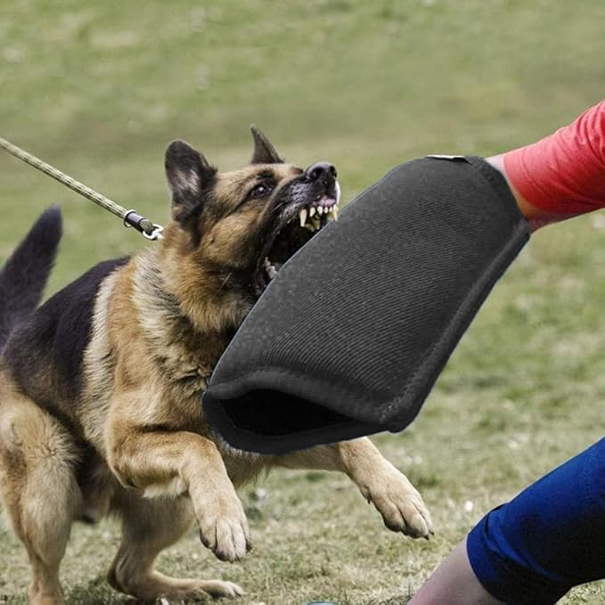 Dog Bite Sleeve Training Large Dogs - Dog Bite Sleeves for Dog Training Arm Sleeve Burlap Arm Protection Sleeves for Dog Training Supplies(Black)