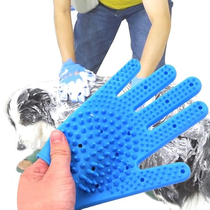 Dog Bathing & Grooming Gloves – Silicone Pet Grooming Brush for Dogs & Cats, Soft Massage Bristles for Removing Loose Hair & Dirt, Flexible Dog Shampoo Brush for Bathing & Shedding Control (Blue)