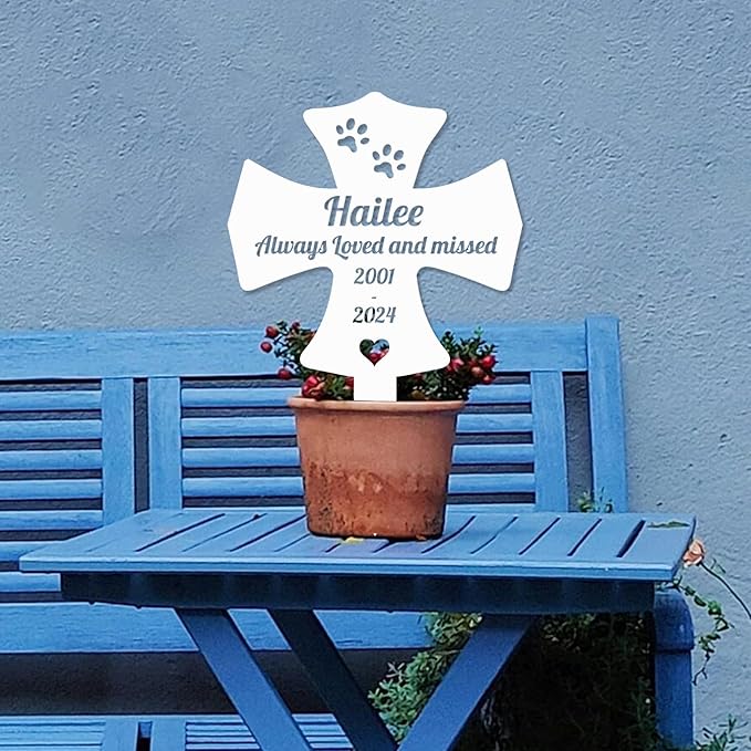 Custom Dog Cat Memorial Grave Marker Metal Sign with Stake, Personalized Pet Memorial Garden Cross Stake for Cemetery Yard, Customized Sympathetic Grave Marker Memorial Plaque Burial Marker