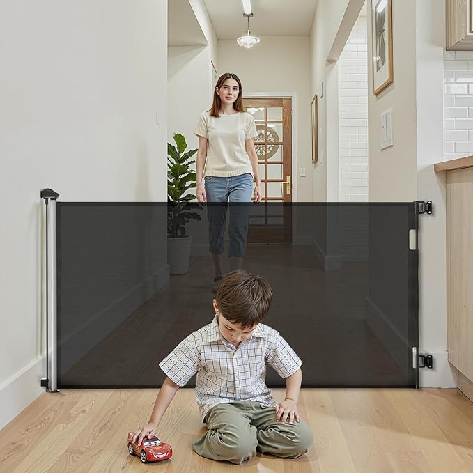 VEVOR Retractable Baby Gate, Extends to 72.8 inch Wide, 38.5 inch Tall, with Security Lock, Easy to Use, Walk Through Without Tripping, Mesh Dog Gate for Stairs, Hallways, Indoor/Outdoor, Black