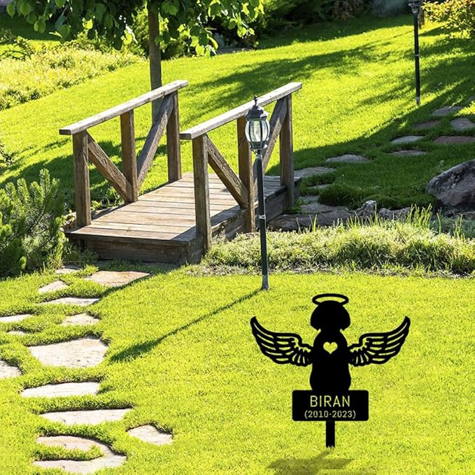 Personalized Pet Memorial Grave Marker, Custom Pet's Name Cemetery Decorations for Funerary, Metal Pet Garden Stake, Outdoor Sympathy Pet Stake Plaque Gift for Loss Dog