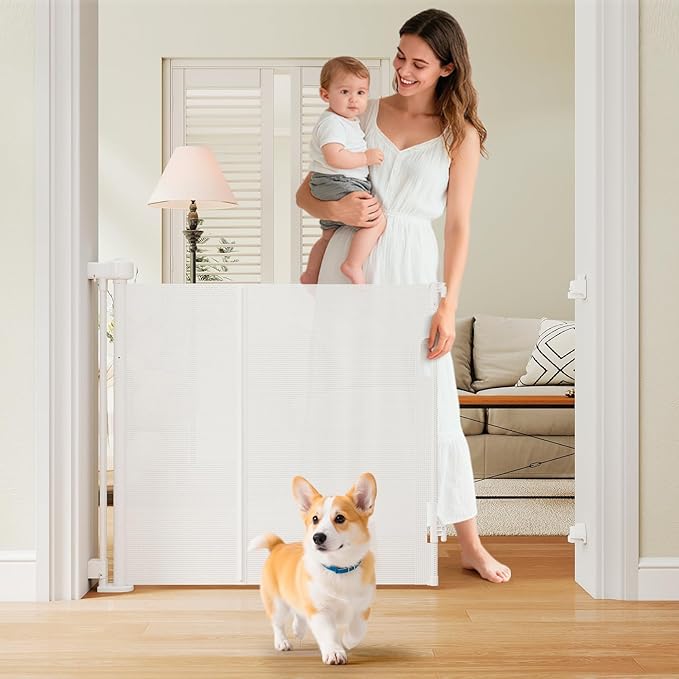 One-Hand Operation Retractable Baby Gates, 59 inch Retractable Gate with Reinforced Strip Design to Prevent Crawling Through, 5 FT Retractable Dog Gate for Stairs, Doorways, Hallways