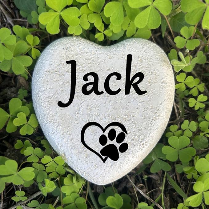 Personalized Pet Memorial Garden Stone for Cat Or Dog ，Small Heart Shaped Pet Grave Marker，Customizable Pet's Name and Paw Print.