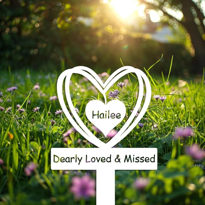 Personalized Hearts Memorial Stake Metal Pet Grave Marker Outdoors, Custom Pet Cat Dog Memorial Marker Grave Garden Sign with Stake, Customized Memorial Plaque Loss of Pet Remembrance Stake