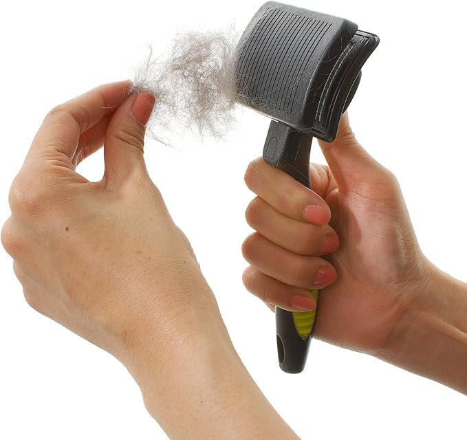 Kruuse Buster Small Premium Undercoat Rake – Fixed Pins for Gentle, Efficient Grooming