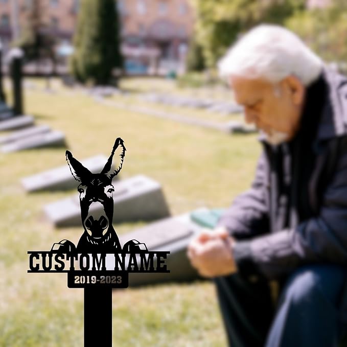 Personalized Pet Memorial Grave Marker, Pet Sympathy and Remembrance Metal Stake, Durable Weatherproof for Outdoor Decor, Pet Loss Memorial Gift, 8-24in