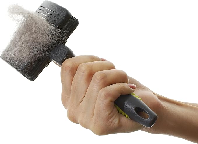 Kruuse Buster Small Premium Undercoat Rake – Fixed Pins for Gentle, Efficient Grooming