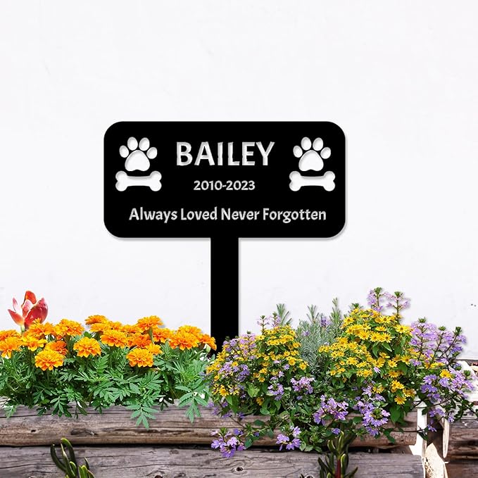 Custom Dog Name Memorial Grave Stake Marker, Personalized Dog Memorial Grave Marker Engraved Sign, Customized Dog Memorial Stake Metal Sign Headstone Loss of Dog Pet Sympathy Gift