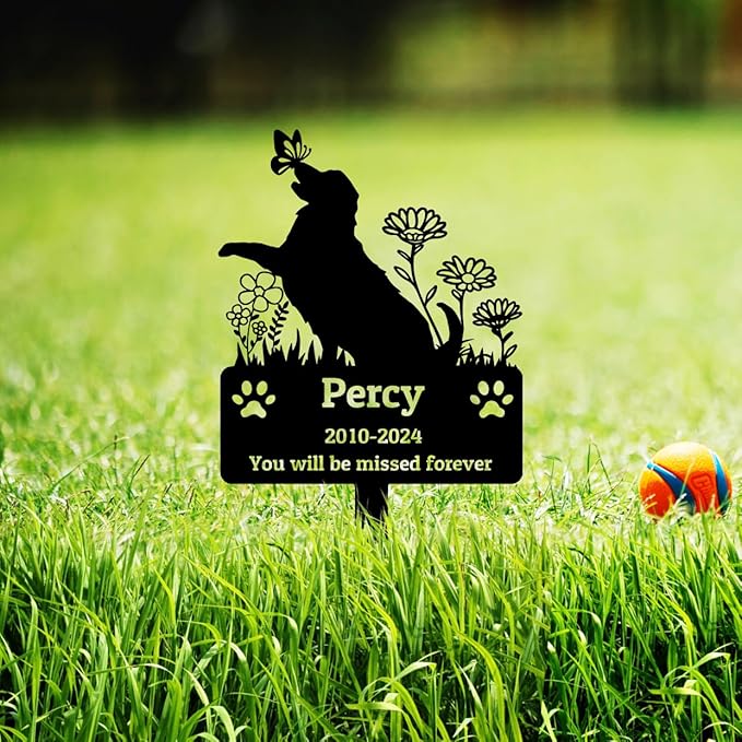 Goodqueen Personalized Flowers Dog Memorial Stake Metal Outdoor Grave Marker with Paws, Custom Name Pet Memorial Grave Marker Dog Garden Sign with Stake, Customized Butterfly Dog Memorial Plaque