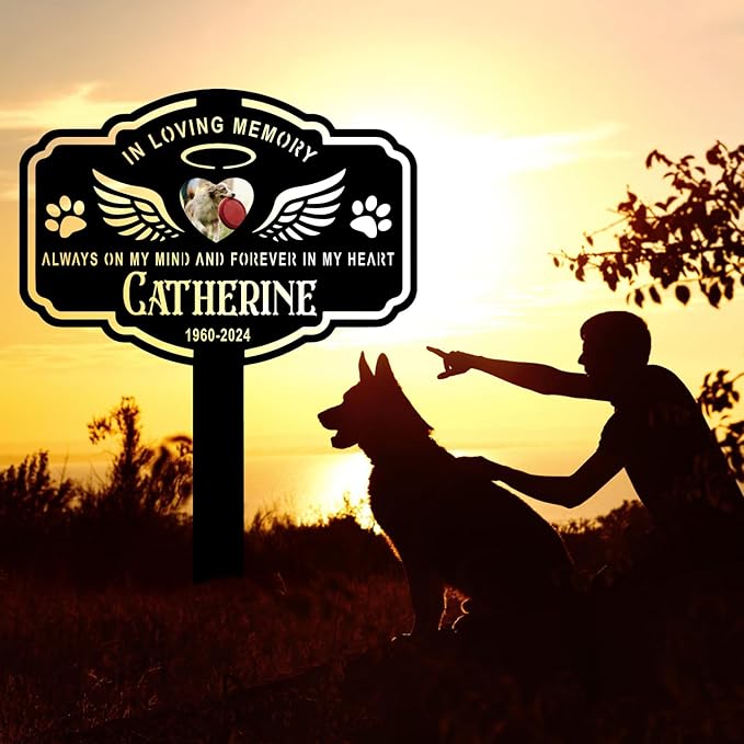 Custom Metal Pet Grave Markers Dog Memorial Plaque, Waterproof Dog Grave Markers Outdoor, Memorial Garden Decor for Loss of Beloved Pet, Personalized Sympathy Gift for Dogs