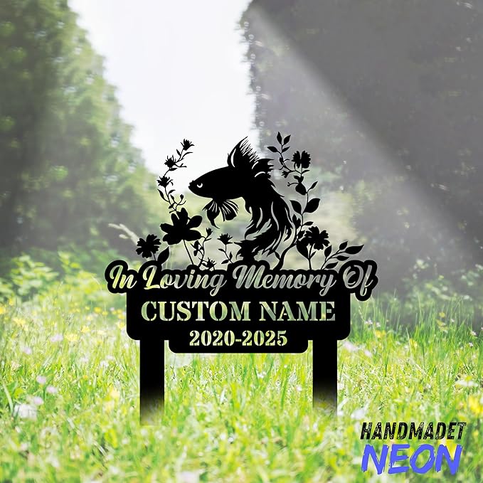 Personalized Betta Memorials Custom Name Year Memorial Fish Grave Marker Metal Pet Garden Stake for Outdoor Garden Yard Sign Plaque Sympathy Gift Grave Decor for Cemetery