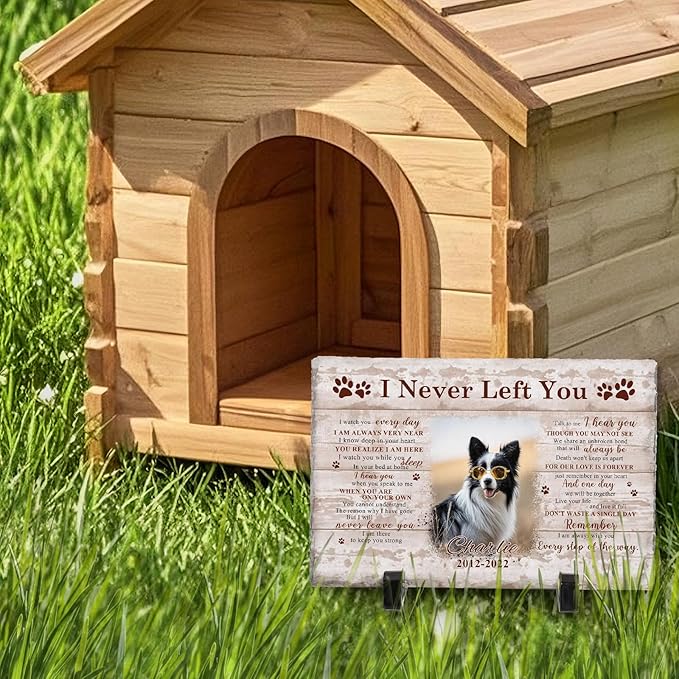 Bemaystar Personalised Dog Memorial Gifts for Loss of Dog Custom Dog Memorial Stone Plaque Pet Memorial Gifts for Dogs Cat Natural Slate Plaque Gifts with Display Stand Background Color Optional-M