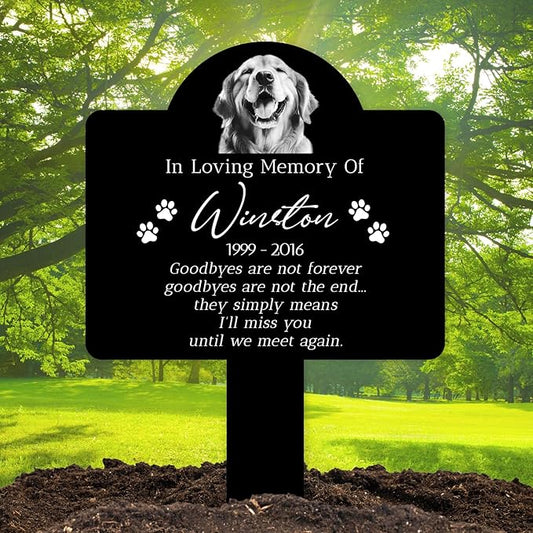 Dog Potrait Memorial Grave Markers Outdoor, Personalized Dog Waterproof Tombstones for Graves Outdoor, Sympathetic Metal Grave Marker Dog with Name, Date and Picture for Loss of Dog