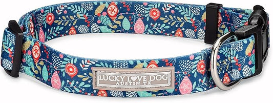 Lucky Love Dog - Adjustable Dog Collar with Easy Click Buckle for Small Dogs, Durable, & Comfortable for Male & Female Dogs, Pet Collar for Puppies & Adult Dogs - Sweet Holiday, Small
