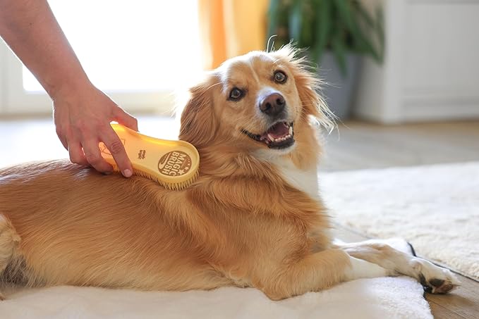 The Original Magic Brush Soft for Dogs - Sandstorm