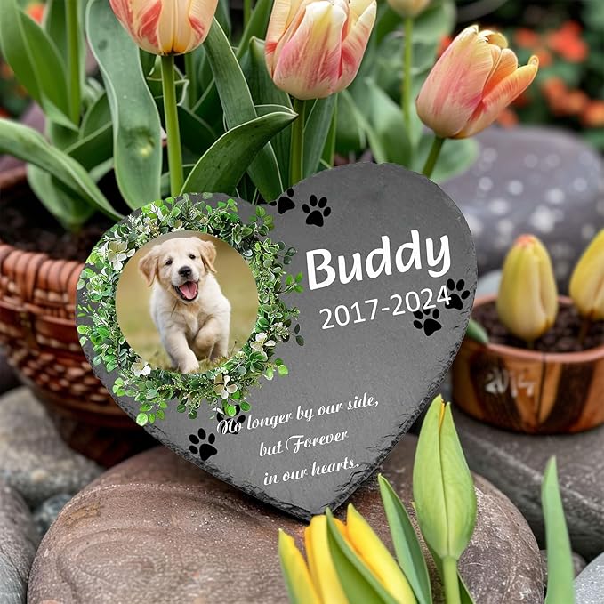 Personalized Pet Memorial Stone - Dog Memorial Stone Dog Headstones Pet Memorial Gifts for Dogs Pet Rock Dog Grave Markers Outdoor Dog Memorial Gifts for Loss of Dog (Round Wreath)