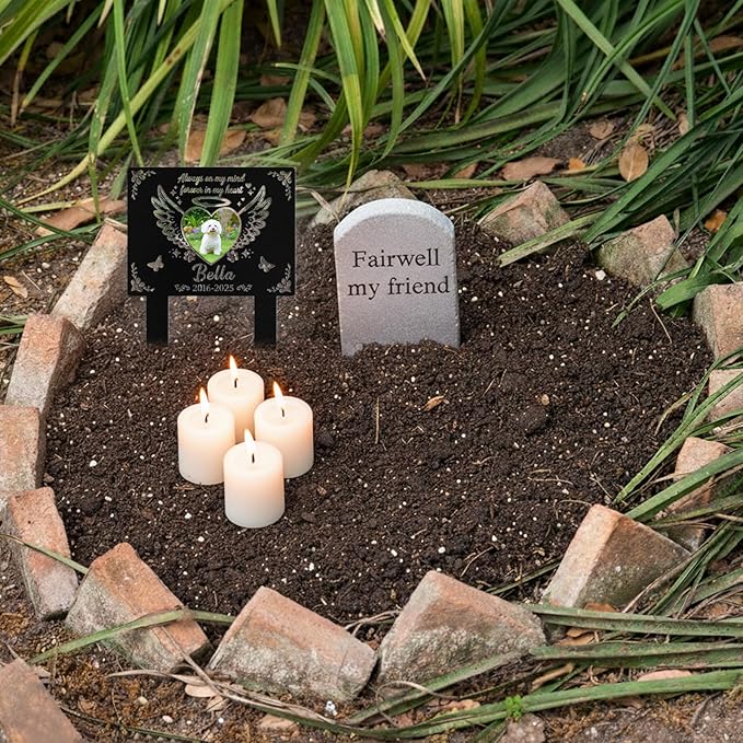 Custom Dog Grave Markers Outdoor, Personalized Pet Grave Marker Dog Memorial with Photo and Name, Outdoor Weatherproof Pet Cemetery Sign, Personalized Dog Memorial Gifts for Loss of Dog