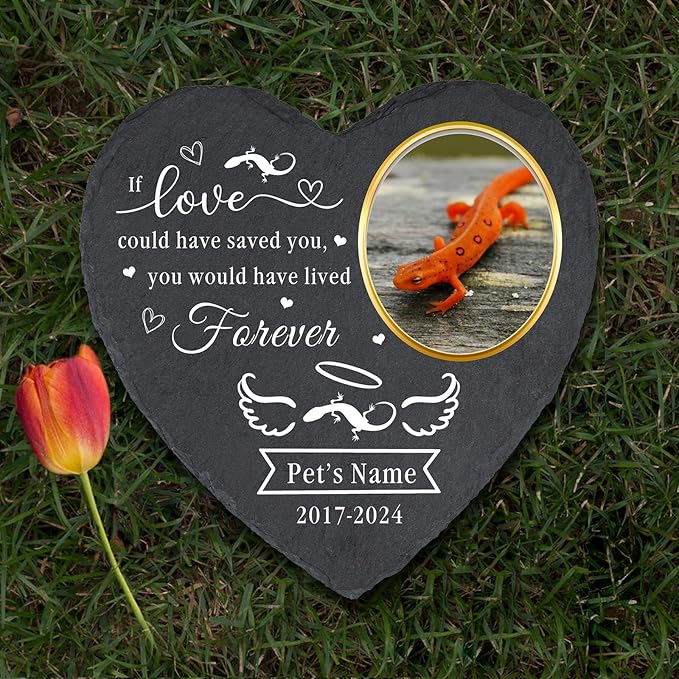 Pet Memorial Gifts for Loss of Eastern Newt, Personalized Pet Eastern Newt Memorial Stone, Custom Memorial Garden Stone for Eastern Newt, Pet Grave Markers Headstone for Eastern Newt