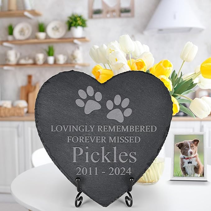 Pet Memorial Gifts, Pet Memorial Stone, Dog Memorial Gifts for Loss of Dog, Pet Remembrance Gift, In Memory of Dog Cat, Loss of Pet Sympathy Gift, Pet Loss Gifts - Lovingly Remembered(Heart-shaped)