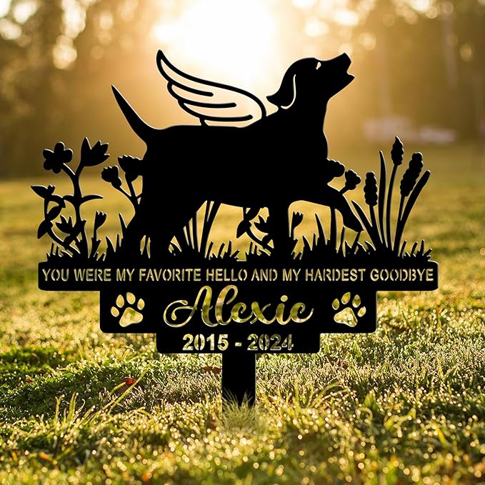 Personalized Pet Memorial Grave Marker, Custom Pet's Name Cemetery Decorations for Funerary, Metal Pet Garden Stake, Outdoor Sympathy Pet Stake Plaque Gift for Loss Dog