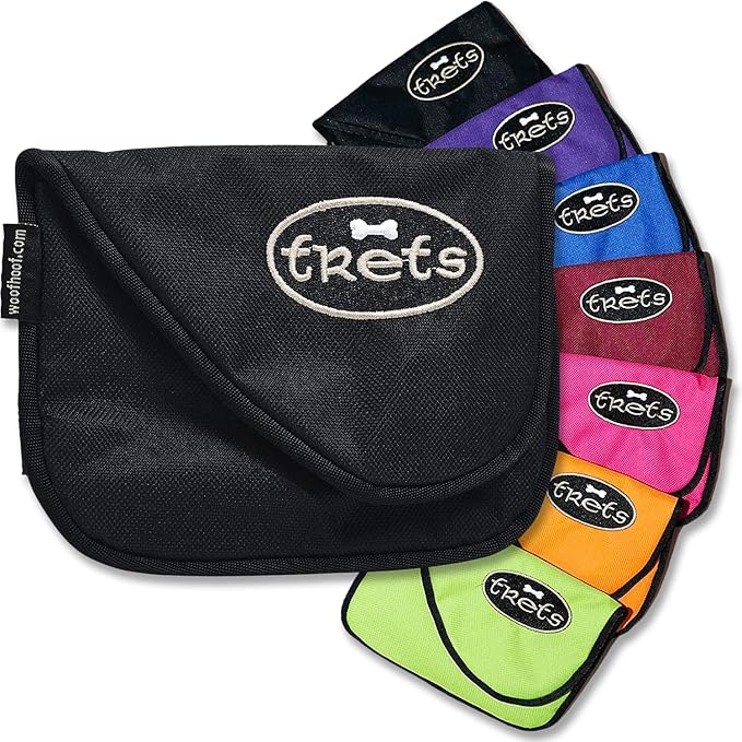 Woofhoof Dog Treat Pouch, Black Training Treat Pouch - Clip On Dog Treat Holder, Innovative No Spill Design, Magnetic Flap, Expandable Gusset, Made of Durable Nylon, Machine Washable