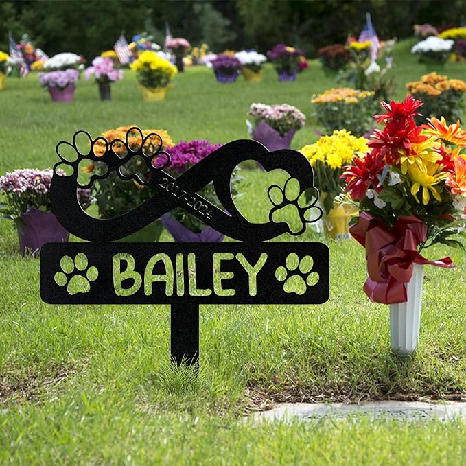 Personalized Pet Memorial Grave Marker, Custom Pet's Name Cemetery Decorations for Funerary, Metal Pet Garden Stake, Outdoor Sympathy Pet Stake Plaque Gift for Loss Dog