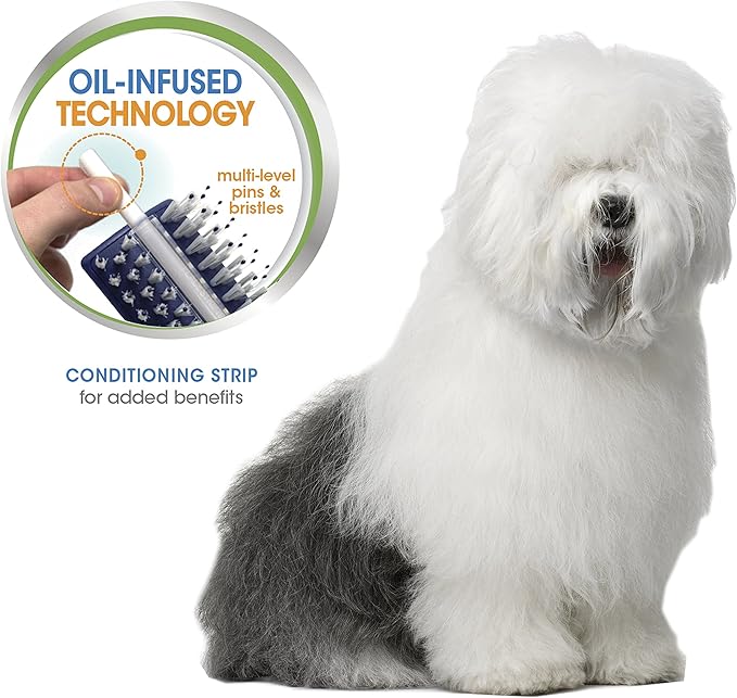 Four Paws Brush with Conditioner