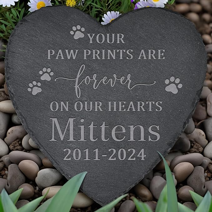Pet Memorial Gifts, Pet Memorial Stone, Dog Memorial Gifts for Loss of Dog, Pet Remembrance Gift, In Memory of Dog Cat, Loss of Pet Sympathy Gift, Pet Loss Gifts - Forever on Our Hearts(Heart-shaped)