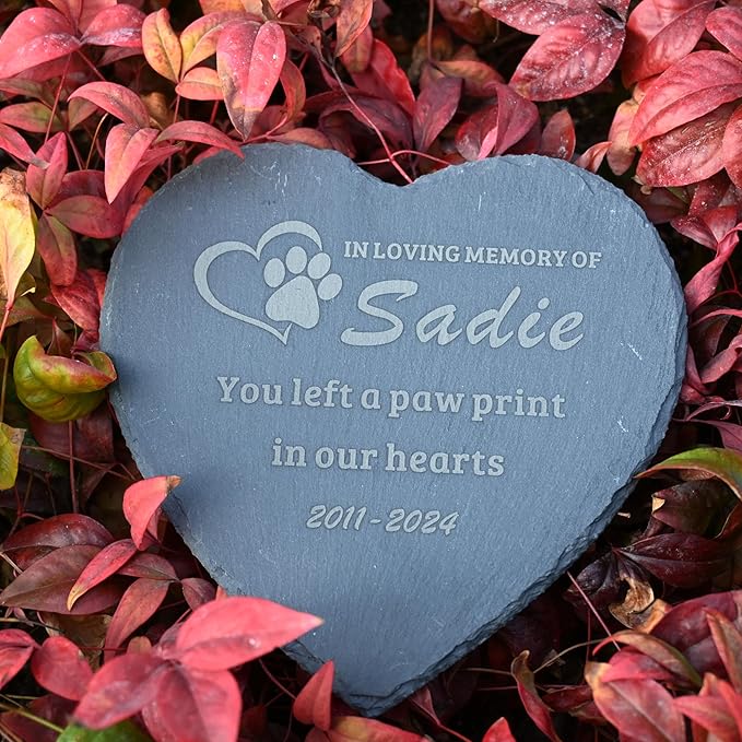 Personalized Loss of Dog Gift, Dog Cat Memorial Stone 6", in Loving Memory Pet Memorial Garden Stone,Custom Heart Shape Headstone Sympathy Gift